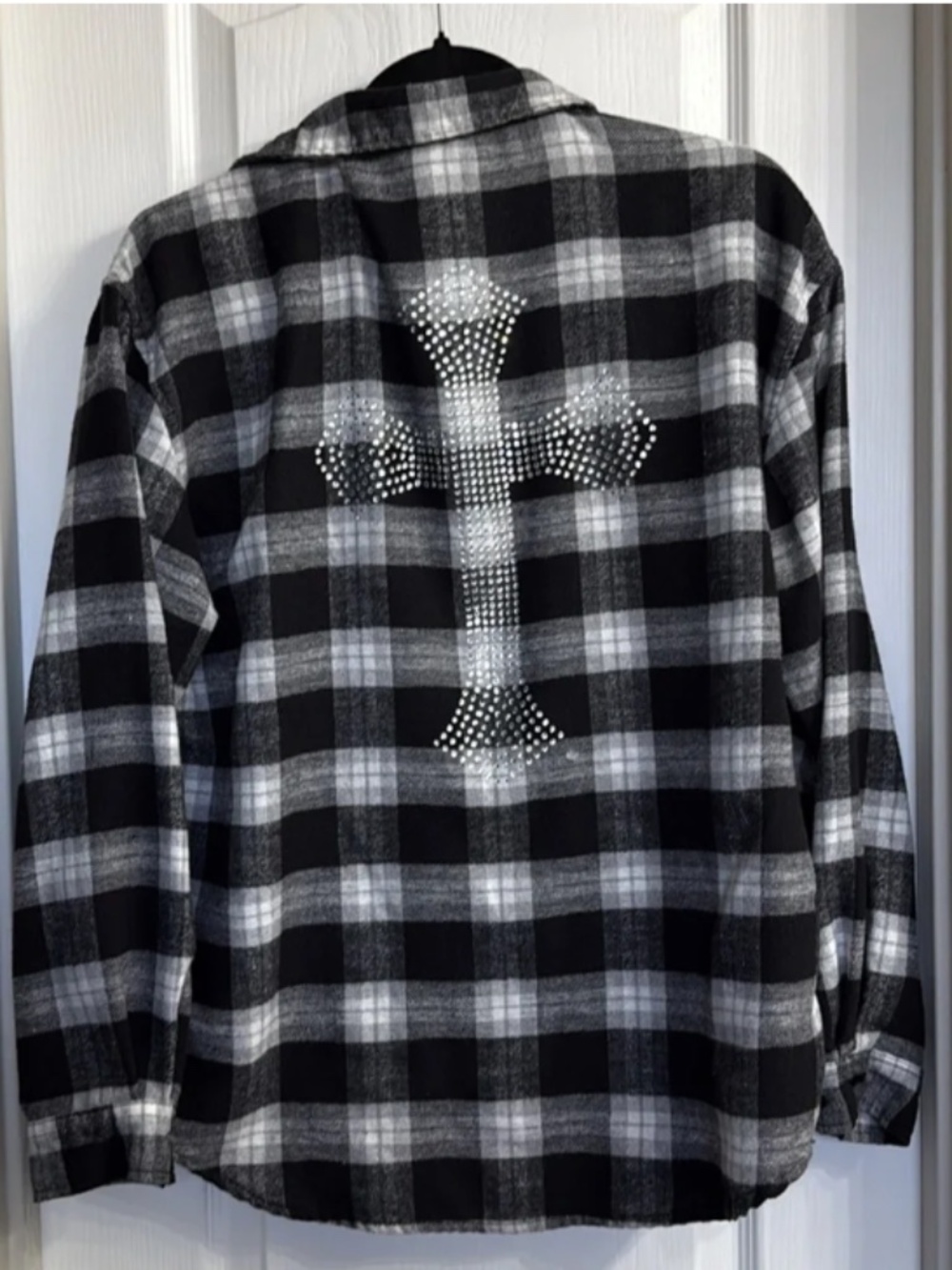 Just Polly Black and White Plaid Button-Up Shirt Size L